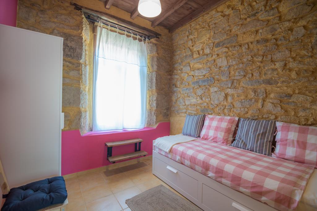 Casa Rural La Rana Nava de Francia Exteriör bild